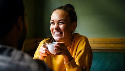 Zum Schutz von Herz und Hirn - Wer mehr als 6 Stunden sitzt, sollte sich eine Gewohnheit aneignen