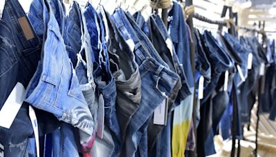 Minister calls on brands to choose Bangladesh at Denim Expo