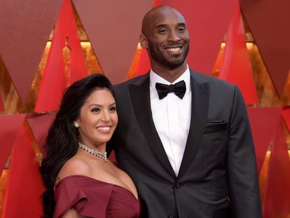 Un anillo de la NBA, una subasta y una inmensa fortuna: la guerra de los Bryant continúa cuatro años después de la muerte de Kobe