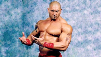 Batista cree que Jim Cornette frenó su crecimiento personal antes de su llegada a WWE