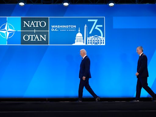 Ucrania está en un camino "irreversible" para ser miembro de la OTAN, dicen funcionarios en cumbre