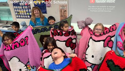 Kansas teacher crochets personalized blankets for students
