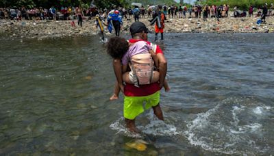 Los cruces de niños migrantes por el Tapón del Darién aumentan 40% en lo que va de año, dice UNICEF