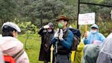 掌握交通接駁遊平溪 登山專家引領健行淨山