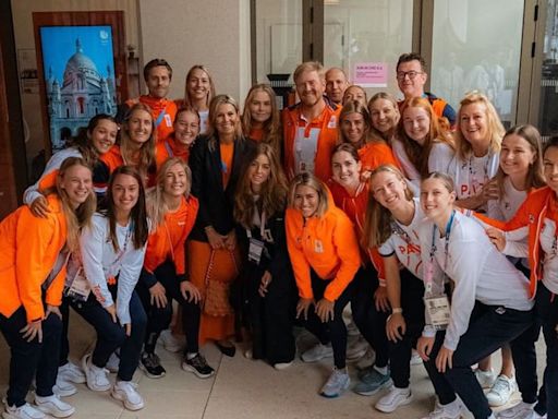 Máxima Zorreguieta visitó a los deportistas neerlandeses en la villa olímpica de París y tuvo una actitud “fuera de protocolo”