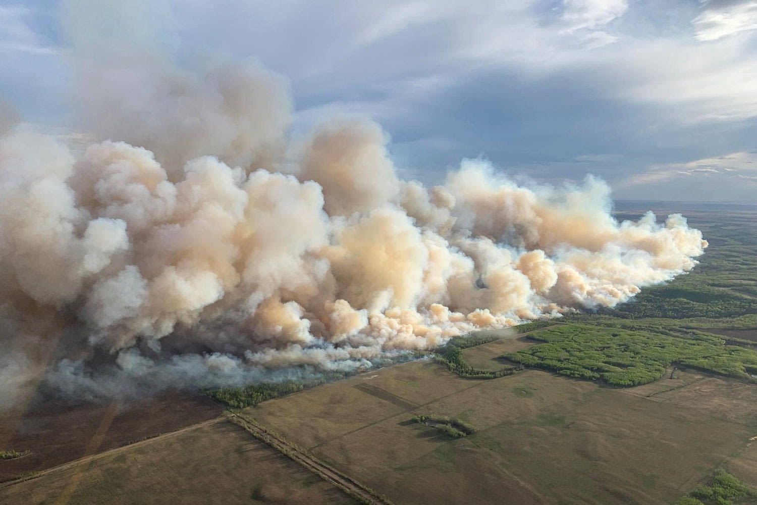 Canadian wildfires trigger air quality alerts across 4 U.S. states