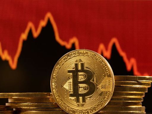 Bitcoin price today: slides to $66k as US sale fears offset Trump boost By Investing.com