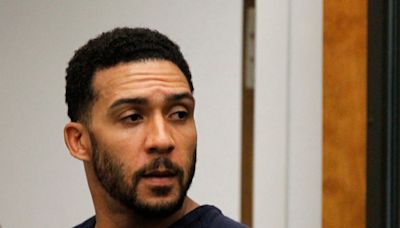 Ex-Browns star seeks reduced prison sentence for sex crimes