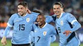 3-1. Con doblete de De la Cruz, el Uruguay de Bielsa se estrena con victoria ante Chile