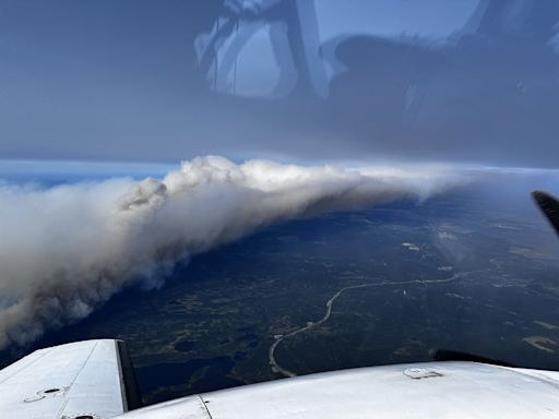 Smoke plumes may reach U.S. as wildfires in Canada erupt