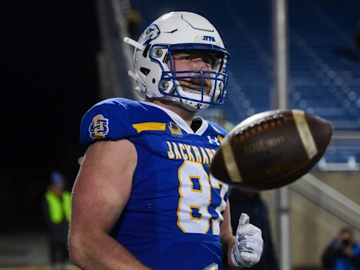 Chargers News: Los Angeles Secures South Dakota State's Promising TE