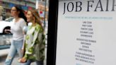 El mercado laboral de Estados Unidos sumó 272.000 puestos de trabajo en mayo, una cifra mayor a la esperada