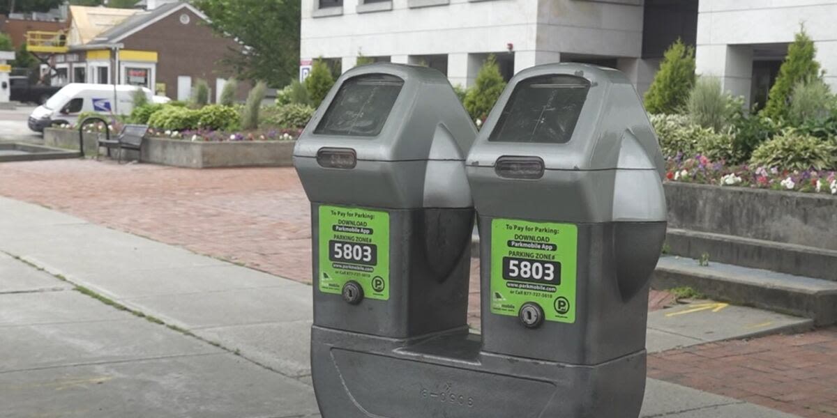 Say goodbye to meters. Burlington moves forward with contactless parking plan