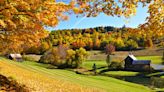 Vermont town temporarily shuts down after too many influencers showed up to take fall foliage photos