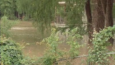 San Jacinto River expected to rise 9 feet, putting Kingwood residents under urgent evacuation order