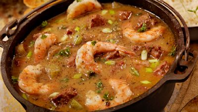 Butter Vs Oil: Which Makes The Best Gumbo Roux