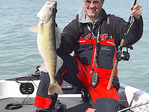 Sammy Cappelli, top walleye pros battling on Lake Erie this weekend: NE Ohio fishing report for July 12-14