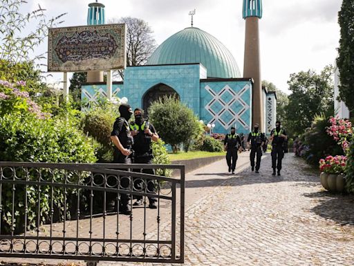 Alemania prohíbe el Centro Islámico de Hamburgo por ser extremista y apoyar a Hizbulá