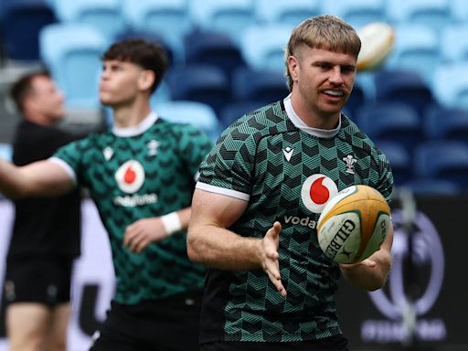 Australia v Wales LIVE rugby: Latest score and updates as Josh Hathaway makes debut