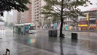 「蘇力」最快今早生成！雨彈再炸一周 上班路溼答答