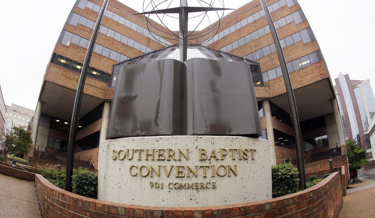 First Baptist Church of Alexandria, Virginia, faces expulsion for having a woman pastor