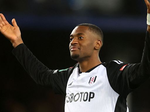 Fulham chase "astounding" £11m ex-Man United player to replace Tosin