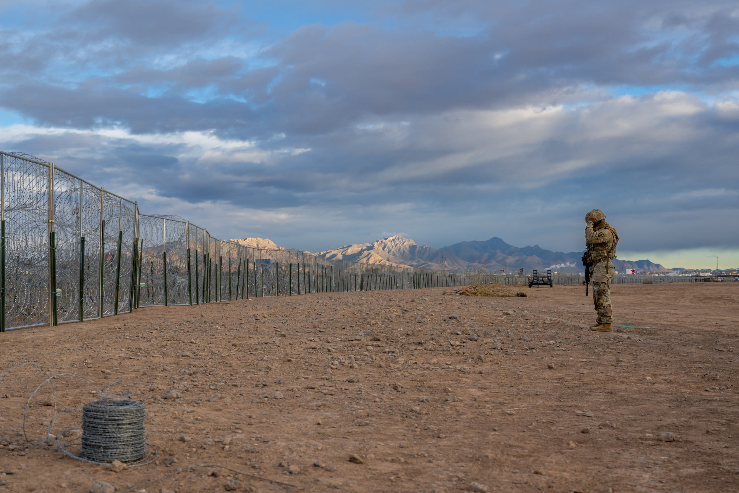 Greg Abbott suffers legal blow over Texas border