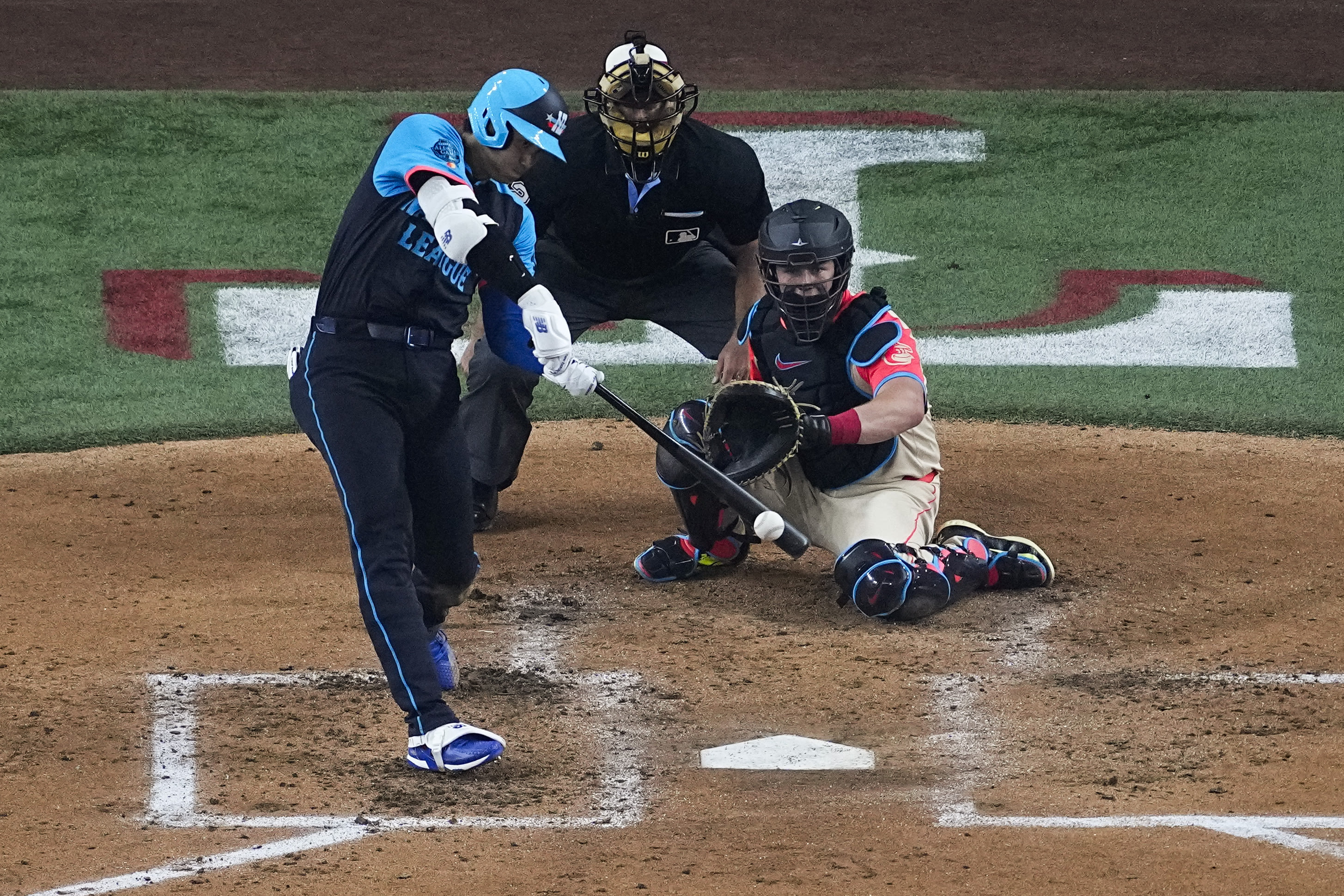 Shohei Ohtani's three-run blast caps memorable All-Star week for Dodgers