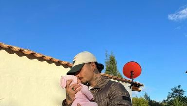 Susana Gómez, pareja de Maluma, sorprende con su silueta a un mes de dar a luz
