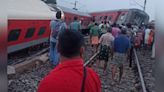 Train derailment in Jharkhand: 2 killed, 20 injured as Mumbai-Howrah Mail's 18 Coaches go off track,