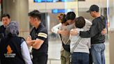 Shaken passengers arrive in Singapore after deadly turbulence-hit flight
