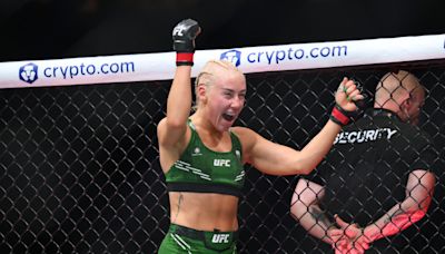Shauna Bannon def. Alice Ardelean at UFC 304: Best photos