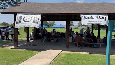 North Little Rock community gathers to celebrate “Tank Day”