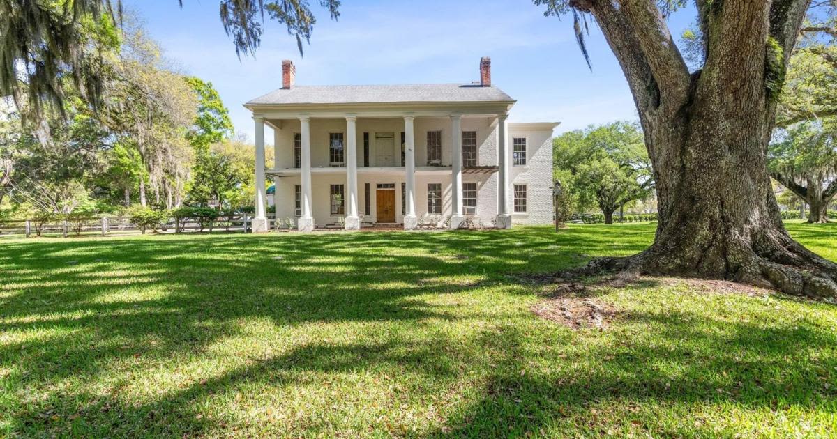 This 174-year-old Iberia Parish home that sold five years ago is for sale again. List price: $1.9M
