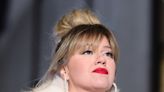 Kelly Clarkson Is Suing Her Ex-Husband, Brandon Blackstock, Again Just Months After Winning A $2.6 Million Ruling Against Him...