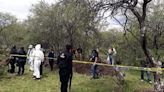 Recuperan otros 17 cuerpos de fosa clandestina en Jacona, Michoacán