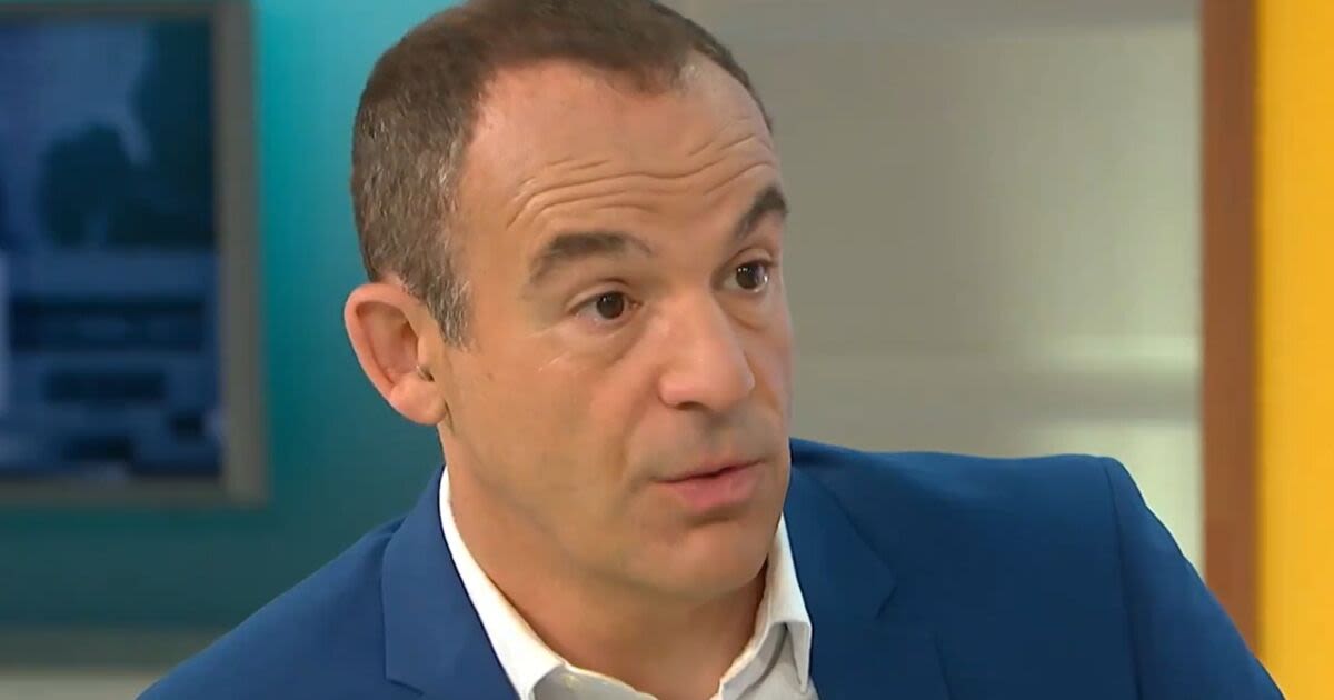 Martin Lewis issues Ofgem energy price cap warning despite £122 plunge