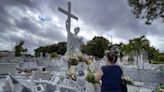 Secretos, prohibidos o frustrados: historias de amor desde un cementerio