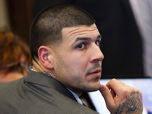 The Real Story Behind ‘American Sports Story: Aaron Hernandez’