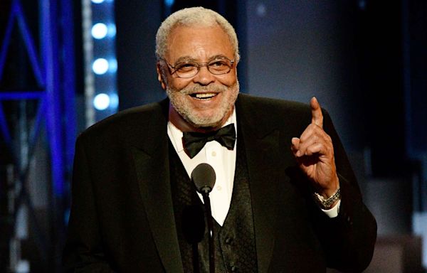 James Earl Jones, Iconic Voice of Darth Vader in 'Star Wars' Plus Mufasa in 'The Lion King,' Dies at 93