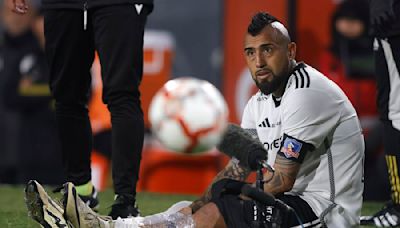 “Sentí algo que no había sentido nunca”: Vidal sale lesionado e instala la preocupación en Colo Colo - La Tercera