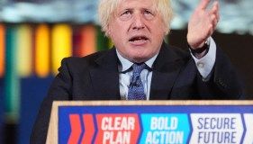 Election 2024: Boris Johnson makes surprise stop at Conservative rally