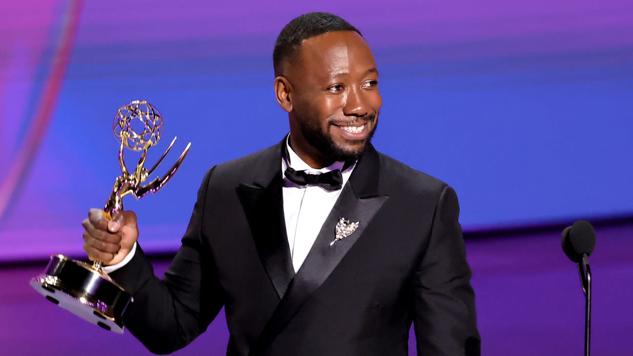 Lamorne Morris Asks Robert Downey Jr. to Sign Poster While Accepting Emmy for Best Supporting Actor in a Limited Series