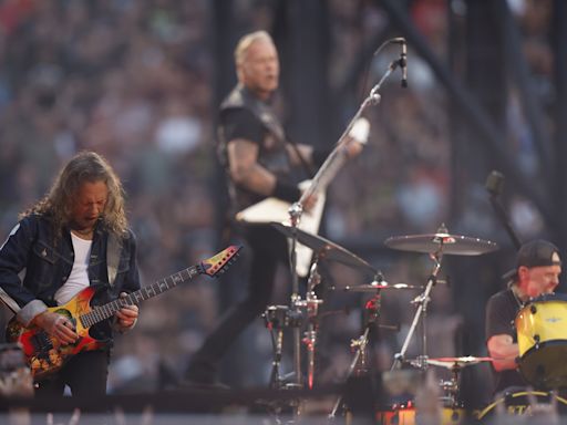 Metallica fracciona su leyenda en dos y, aún así, noquea a Madrid al primer asalto