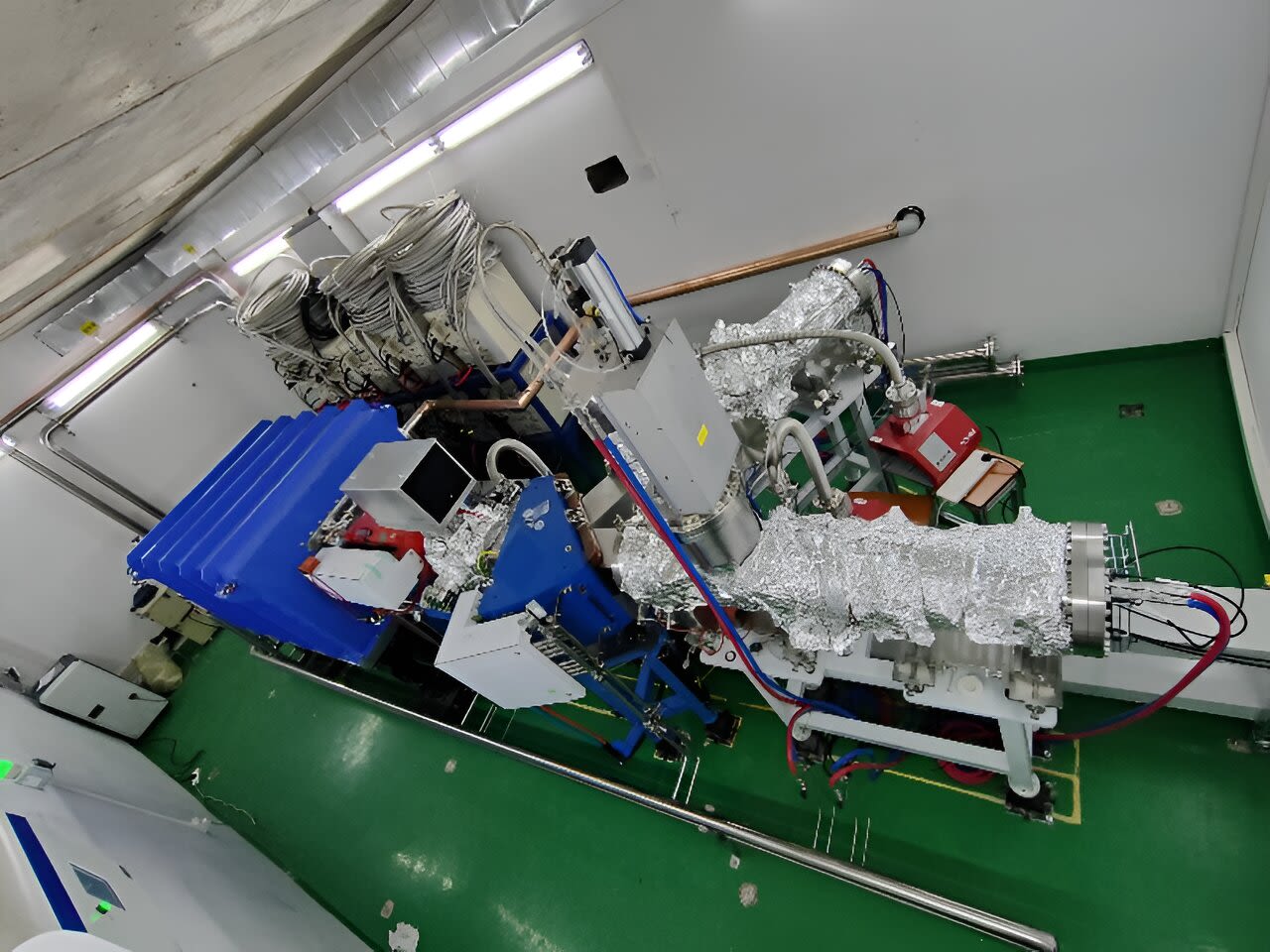 First Nb₃Sn superconducting radio-frequency electron accelerator achieves stable acceleration