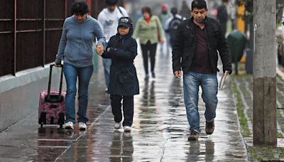 Lima despierta con llovizna intensa y altos niveles de humedad: Senamhi advierte que frío persistirá en la capital