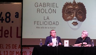 Gabriel Rolón, exitazo en la Feria del Libro: “Es mentira que la felicidad sólo depende de nosotros”