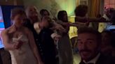 Actuación improvisada de todas las Spice Girls en la fiesta de cumpleaños de Victoria Beckham - MarcaTV