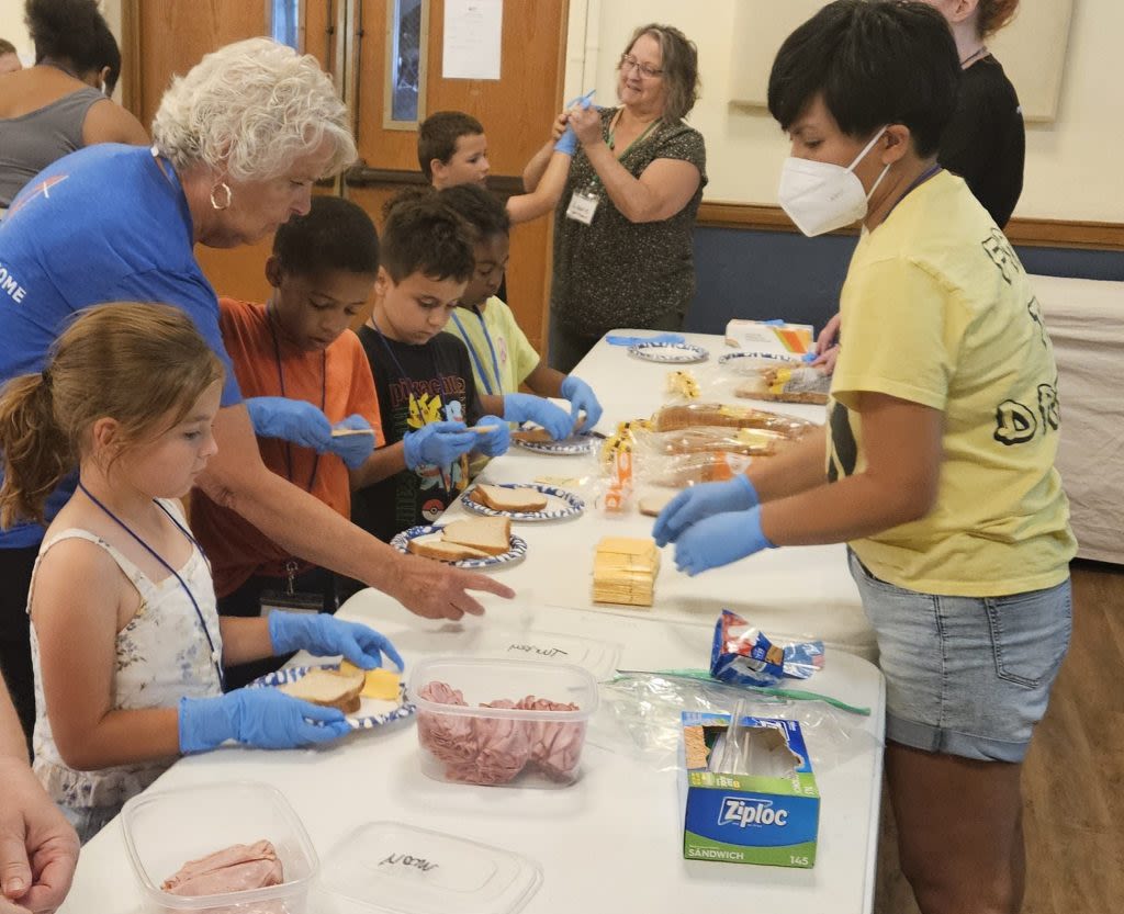 Church camp gives kids a chance to help hungry people in need in Aurora