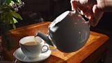 An American scientist says the perfect cup of tea involves salt and lemon